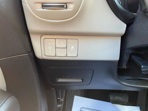 Used 2018 Kia Soul + image 17