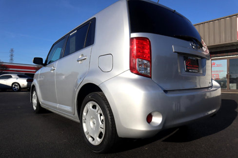 Used 2012 Scion xB image 25