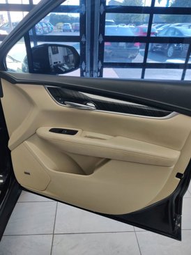 Used 2017 Cadillac XT5 FWD image 20