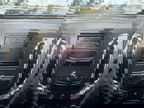 Used 2021 Chevrolet Equinox LS image 17
