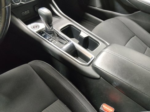 Used 2021 Nissan Sentra SV image 26