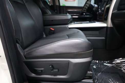 Used 2016 RAM 3500 Laramie w/ Convenience Group image 73