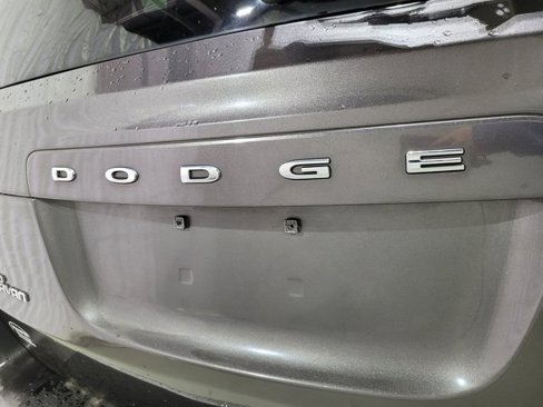 Used 2017 Dodge Grand Caravan SXT image 61