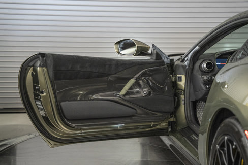 Used 2023 Ferrari 812 Competizione image 34