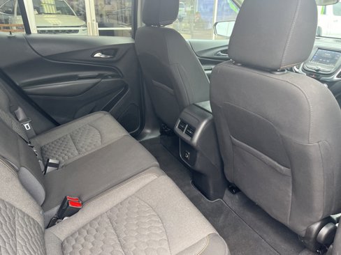 Used 2021 Chevrolet Equinox LT image 44