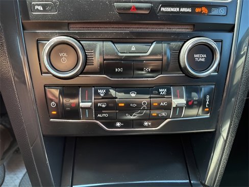 Used 2017 Ford Explorer XLT w/ Equipment Group 202A image 15