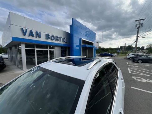 Used 2019 Chevrolet Equinox LT w/ Sun & Navigation Package image 36
