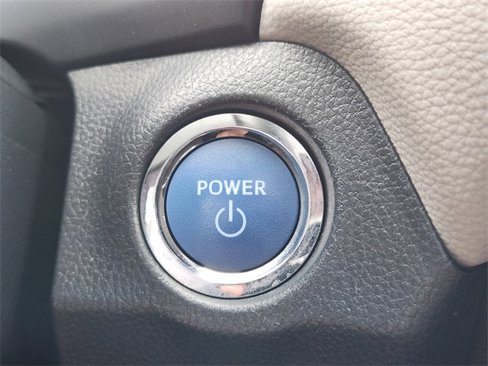 Used 2022 Toyota RAV4 XLE image 21