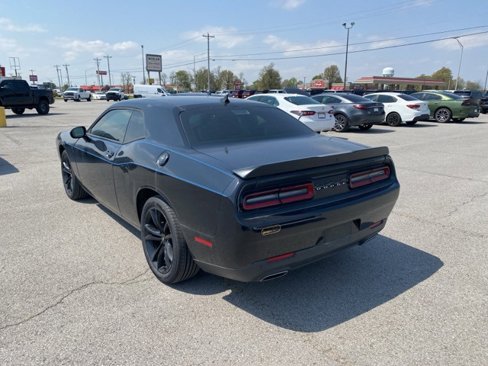 Used 2018 Dodge Challenger SXT Plus image 4