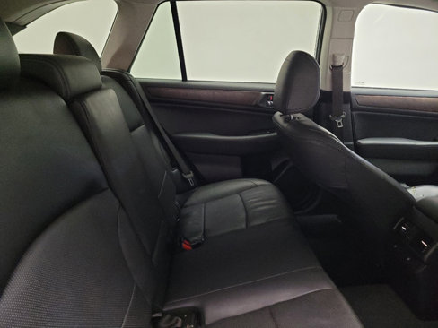 Used 2015 Subaru Outback 3.6R Limited image 19