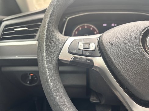 Used 2019 Volkswagen Jetta S image 25