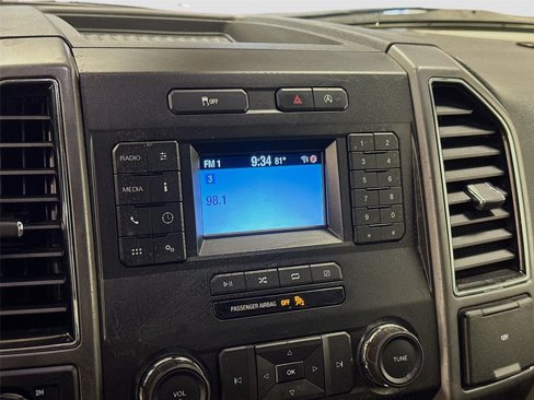 Used 2018 Ford F150 XLT image 14