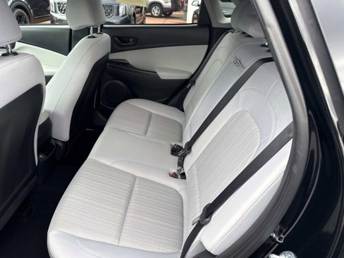 Used 2023 Hyundai Kona SEL w/ Cargo Package image 15