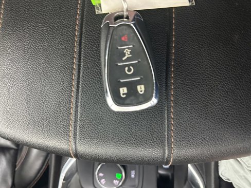 Used 2018 Chevrolet Traverse LT image 36