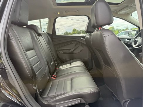 Used 2016 Ford Escape Titanium image 36