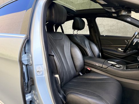 Used 2016 Mercedes-Benz S 550 Sedan image 23