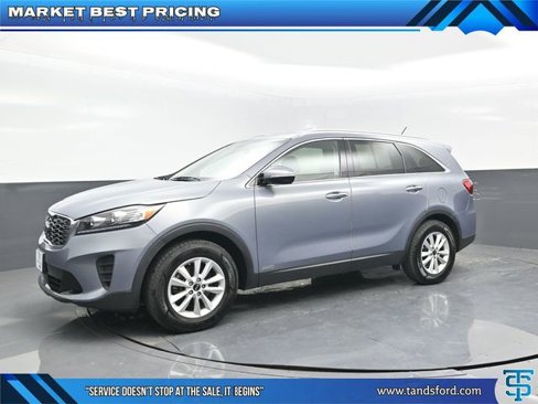 Used 2020 Kia Sorento LX w/ LX I4 Convenience Package image 1