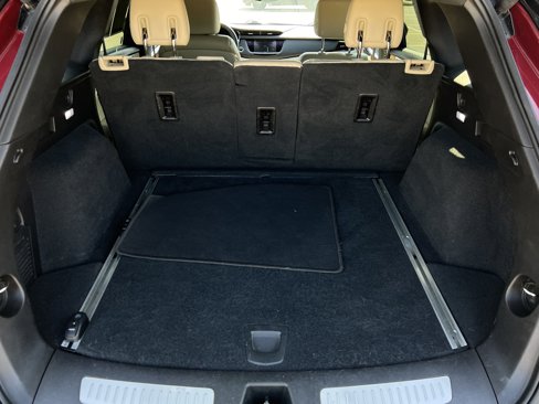 Used 2018 Cadillac XT5 Premium Luxury image 36