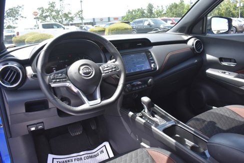 Used 2023 Nissan Kicks SR image 18