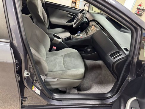 Used 2012 Toyota Prius Three image 37