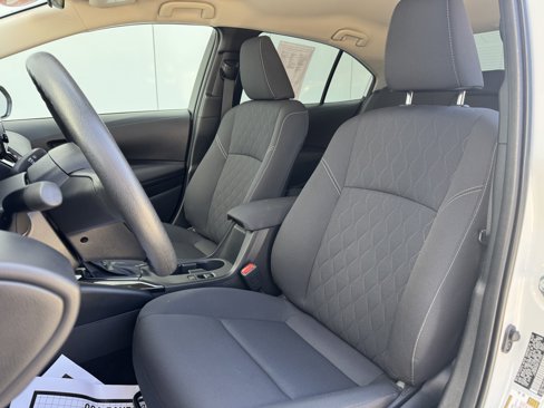Used 2023 Toyota Corolla LE image 10
