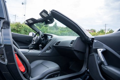 Used 2017 Chevrolet Corvette Stingray Coupe w/ 1LT image 20