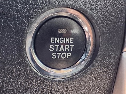 Used 2014 Toyota 4Runner Limited image 5