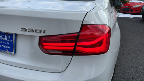 Used 2017 BMW 330i xDrive Sedan image 16