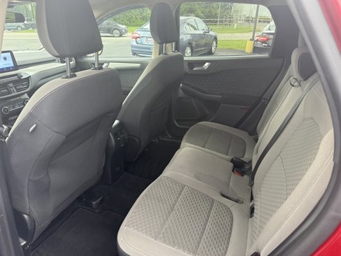 Used 2020 Ford Escape SE image 20