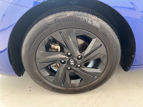Used 2023 Hyundai Elantra SEL w/ Preferred Accessory Package image 55