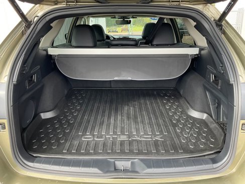 Used 2024 Subaru Outback Limited image 25