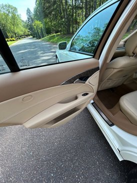Used 2007 Mercedes-Benz E 350 Sedan w/ Premium Pkg 1 image 15