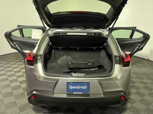 Used 2021 Lexus UX 200 image 27