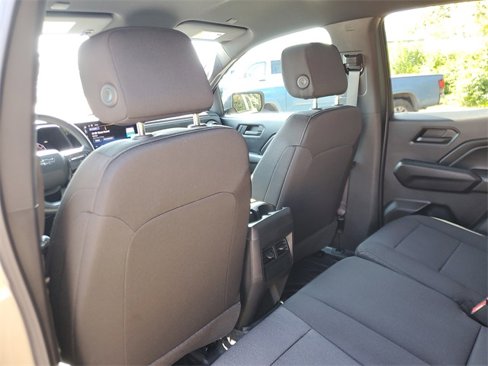 Used 2024 Chevrolet Colorado Trail Boss w/ Technology Package image 10