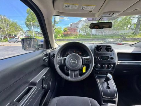 Used 2017 Jeep Patriot Sport image 28