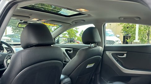 Used 2014 Hyundai Elantra Limited w/ Option Group 03 image 33