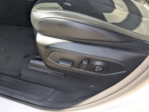 Used 2024 Jeep Grand Cherokee Altitude image 16