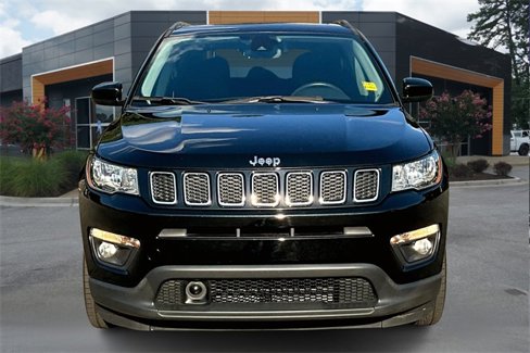 Used 2020 Jeep Compass Latitude image 2