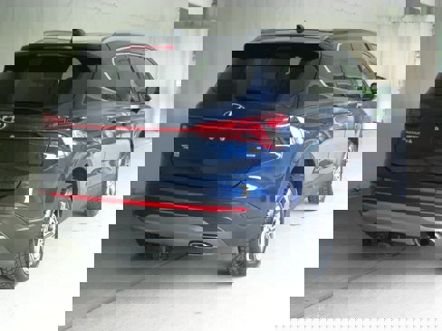 Used 2023 Hyundai Santa Fe SEL image 5