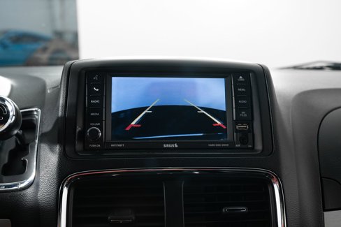 Used 2014 Dodge Grand Caravan R/T w/ Driver Convenience Group image 38