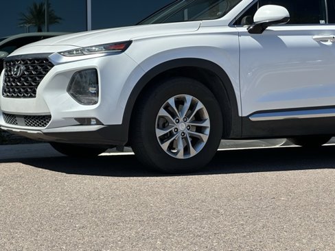 Used 2019 Hyundai Santa Fe SEL image 19