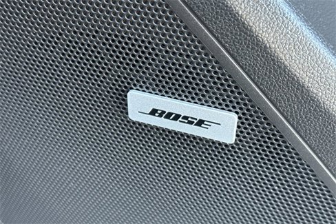 Used 2022 Chevrolet Bolt EUV Premier w/ Sun & Sound Package image 42