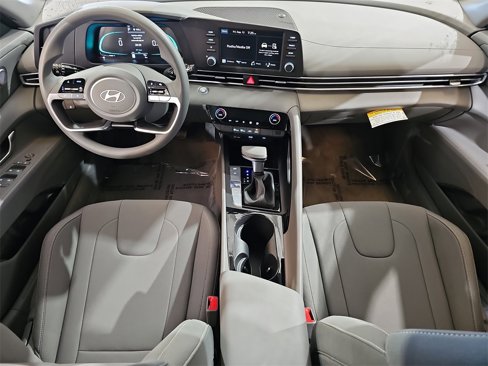 New 2025 Hyundai Elantra Blue image 9