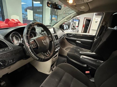 Used 2014 Dodge Grand Caravan American Value Package image 14