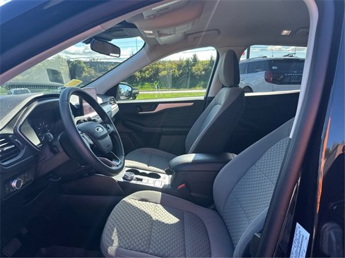 Used 2022 Ford Escape SE w/ Convenience Package image 9