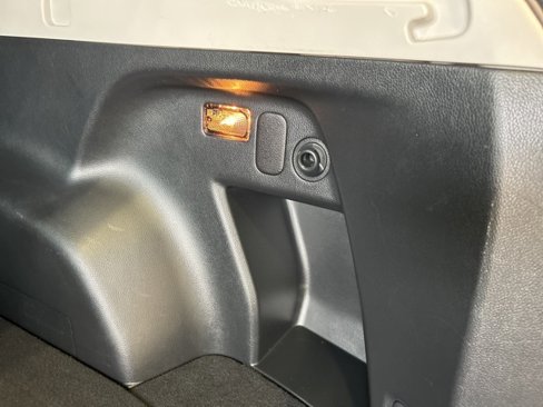 Used 2018 Subaru Forester 2.5i Premium image 30