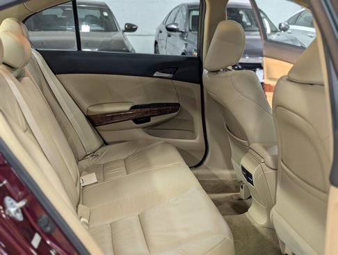 Used 2011 Honda Accord EX-L image 27