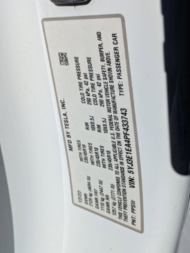 Used 2023 Tesla Model 3 Standard Range image 32