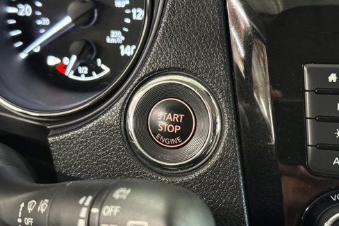 Used 2019 Nissan Rogue SV w/ Premium Package image 23