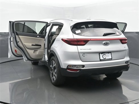 Used 2020 Kia Sportage EX image 56